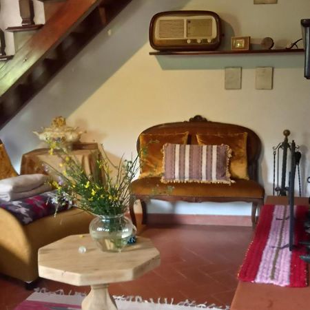 Al Casale Da Rossana Villa Santo Bagnena Bagian luar foto