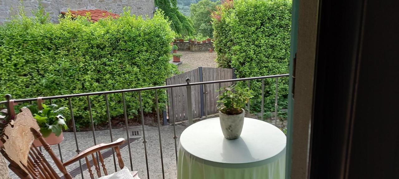 Al Casale Da Rossana Villa Santo Bagnena Bagian luar foto